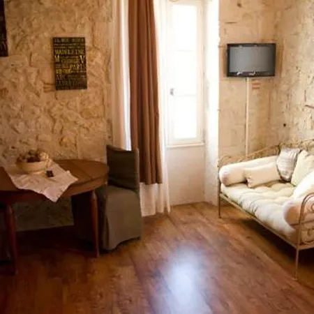 L'etape D'angeline La Romieu